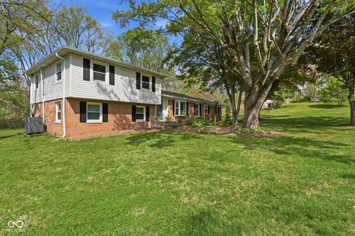 3358 Walnut Dr, Brownsburg, IN, 46112-8606 | Card Image