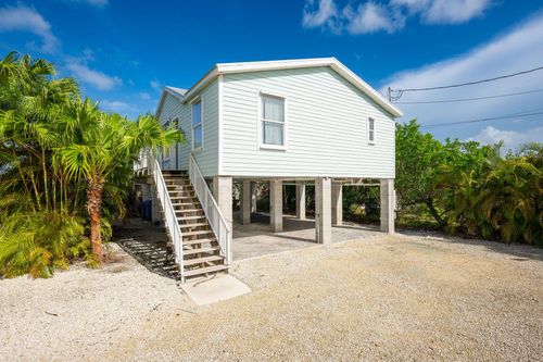 96 John St, Summerland Key, FL, 33042-4625 | Card Image