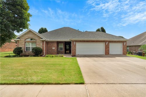 11242 Club House Pkwy, Farmington, AR, 72730-8765 | Card Image