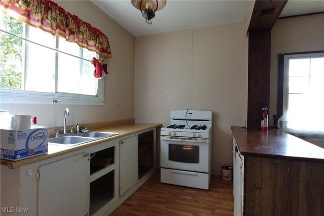 4536 N Calhoun Hwy, House other with 3 bedrooms, 1 bathrooms and null parking in Grantsville WV | Image 18