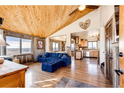 40543 Way Of Patience, Deer Trail, CO, 80105-7947 | Card Image