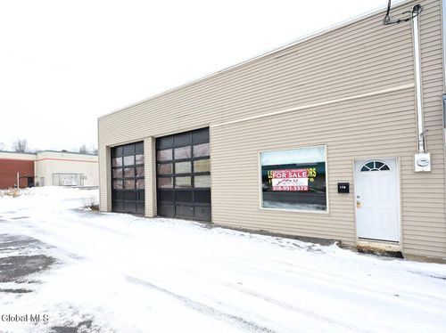 178 Columbia Tpke, Rensselaer, NY, 12144-3501 | Card Image