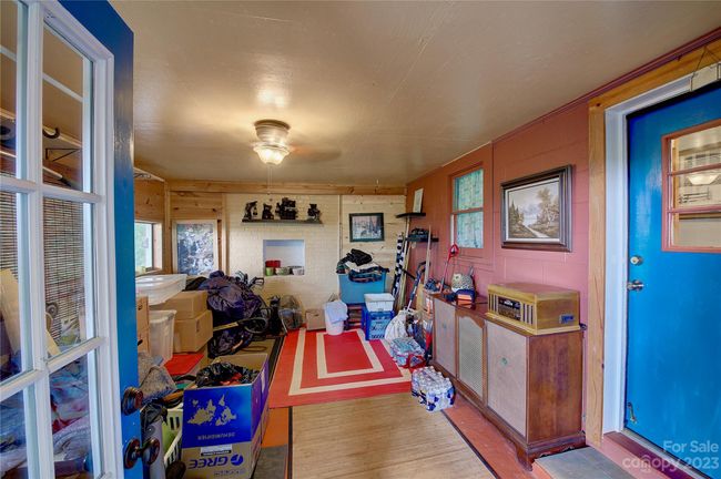 356 Hickory Hill Cir, House other with 3 bedrooms, 2 bathrooms and null parking in Spruce Pine NC | Image 17