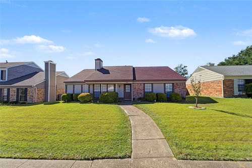 206 Southerland Ave, Mesquite, TX, 75150-5832 | Card Image