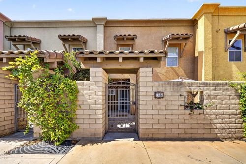 167 W Samoa St, Lindsay, CA, 93247-2453 | Card Image
