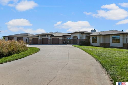 17701 Prairie Vista Dr, Roca, NE, 68430-4420 | Card Image