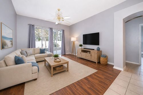 329 Atwell Ln, DAVENPORT, FL, 33897-5902 | Card Image
