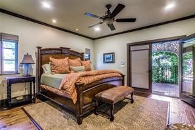 Master bedroom with ensuite bath and walk in closet | Image 30