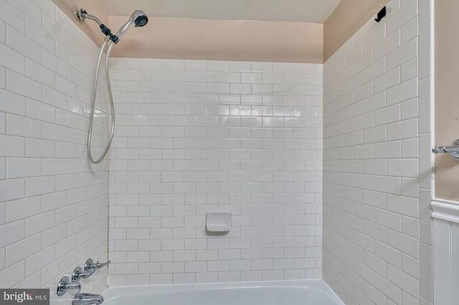 UNIT-101 - 5340 Holmes Run Pkwy, Condo with 1 bedrooms, 2 bathrooms and null parking in ALEXANDRIA VA | Image 20