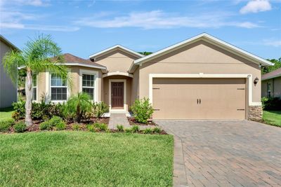 279 Lazio Circle, House other with 3 bedrooms, 2 bathrooms and null parking in Debary FL | Image 3