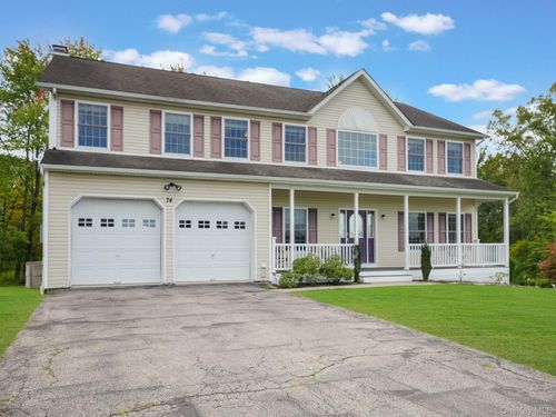 74 Red Maple Way, New Windsor, NY, 12553-7248 | Card Image