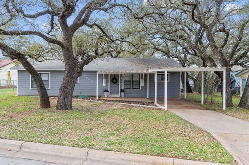 3803 2nd St, Brownwood, TX, 76801-6715 | Card Image