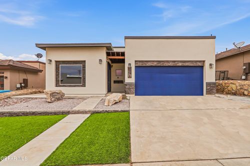 105 N Stoneside Dr, El Paso, TX, 79928-7502 | Card Image