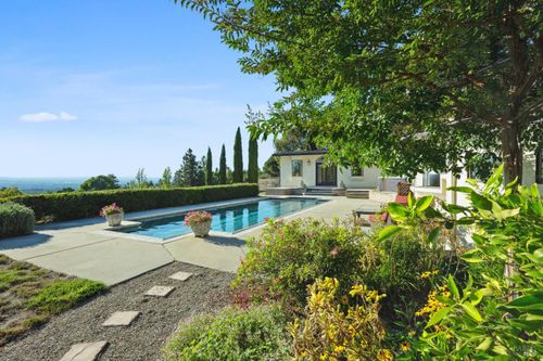 4636 Pepperwood Dr, Penngrove, CA, 94951-9744 | Card Image