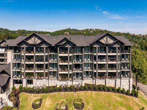 303-855 Campbell Lead Rd, Gatlinburg, TN, 37738-4325 | Card Image