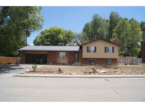 2213 W 800 S, Vernal, UT, 84078-4027 | Card Image