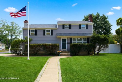 1317 W Magnolia Ave, Sea Girt, NJ, 08750-2314 | Card Image