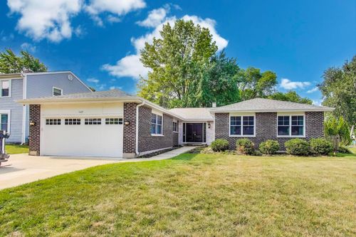 1207 W Keating Dr, Arlington Heights, IL, 60005-2417 | Card Image