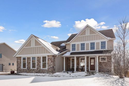 1745 Carriage Dr, Victoria, MN, 55386-4512 | Card Image