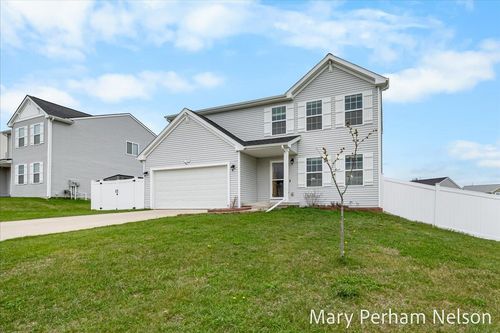 722 Misty Ridge Dr, Middleville, MI, 49333-8245 | Card Image
