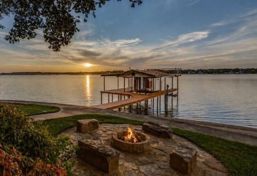 203 Oak Acres Dr N, Malakoff, TX, 75148-3165 | Card Image