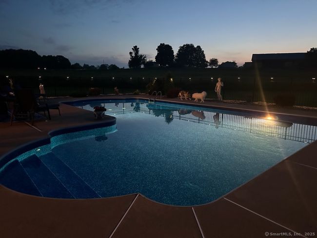 197 Shadow Pond Ln, House other with 4 bedrooms, 4 bathrooms and 6 parking in Suffield CT | Image 38