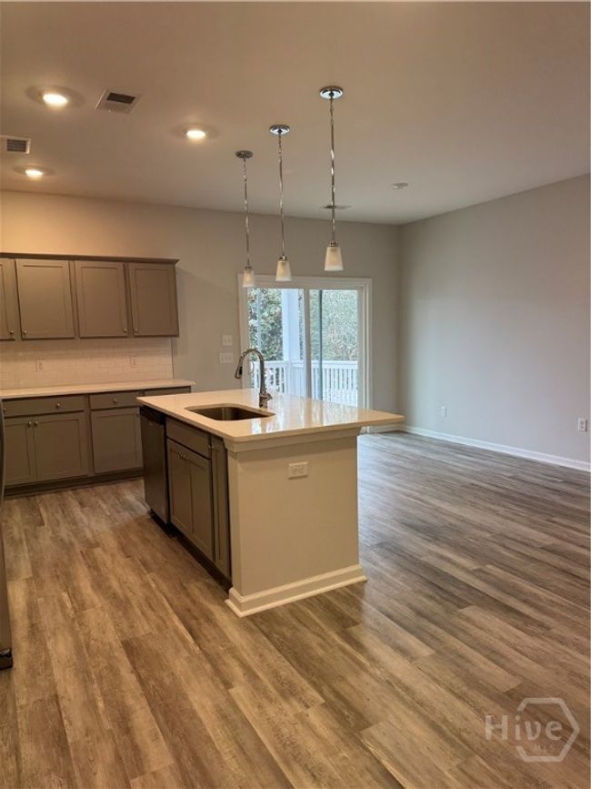 40 Hidden Pointe Dr, Townhouse with 4 bedrooms, 3 bathrooms and null parking in Savannah GA | Image 8