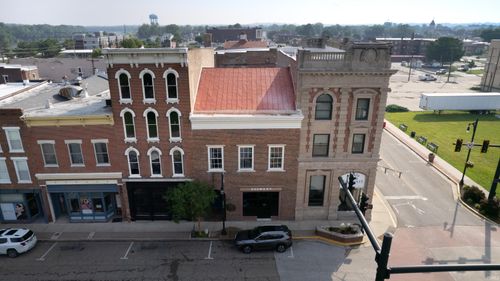 124 Main St, Vincennes, IN, 47591-1234 | Card Image