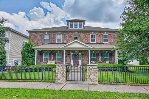 2006-2006 Turning Wheel Ln, Franklin, TN, 37067-8670 | Card Image