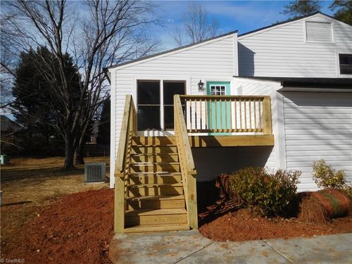 4609 Stanley Court, Winston Salem, NC, 27101 | Card Image