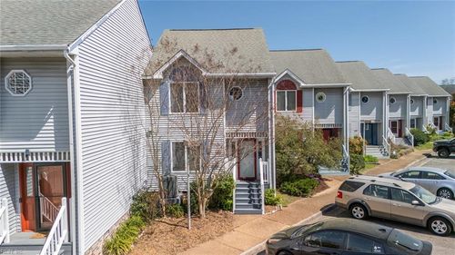 3-105 Scotts Pt, Hampton, VA, 23663-1568 | Card Image