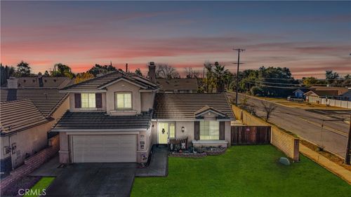 34711 Sunlight Dr, Yucaipa, CA, 92399 | Card Image