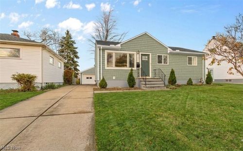 16084 Harrison Dr, Brook Park, OH, 44142-1937 | Card Image