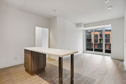 914-292 Verdale Cross, Unionville, ON, L6G0H6 | Card Image