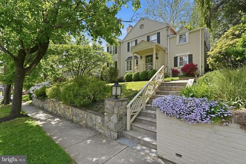 8504 Lynwood Pl, CHEVY CHASE, MD, 20815-6810 | Card Image