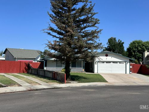 4049 Liz Drive, Bakersfield, CA, 93312 | Card Image