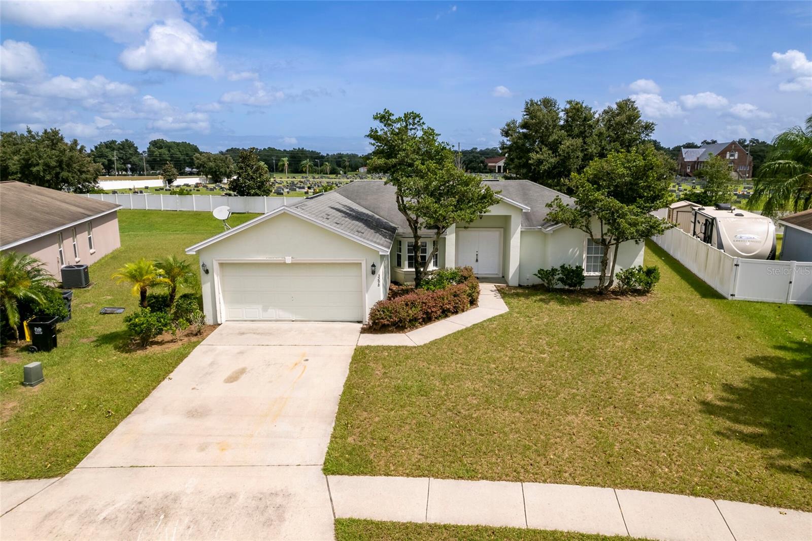 Winchester Estates Cir, Lakeland, FL 33810