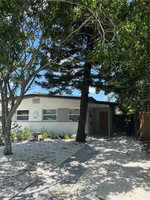 319 20th Ave S, SAINT PETERSBURG, FL, 33705-2763 | Card Image