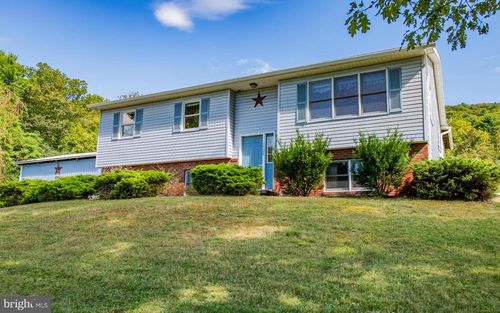 1520 Lorson Rd, WILLIAMSPORT, PA, 17702-8826 | Card Image