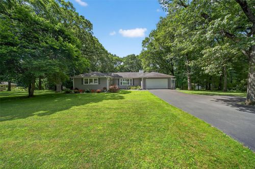 115 Dogwood Ln, Newburgh, NY, 12550-2017 | Card Image