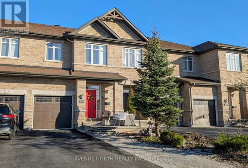 365 Cooks Mill Cres, Gloucester, ON, K1V2N2 | Card Image