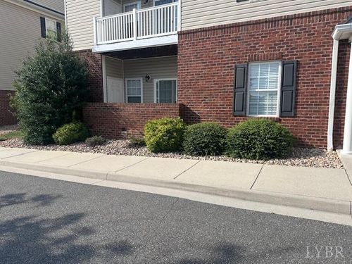 unit-104-206 Capstone Dr, Lynchburg, VA, 24502-5166 | Card Image