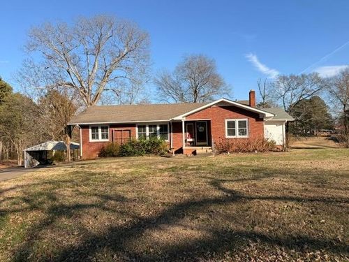 860 Lile St, Cherokee, AL, 35616-6930 | Card Image