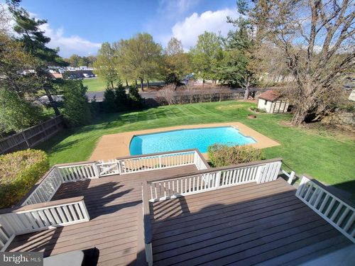 12421 Wendell Holmes Rd, HERNDON, VA, 20171-2553 | Card Image