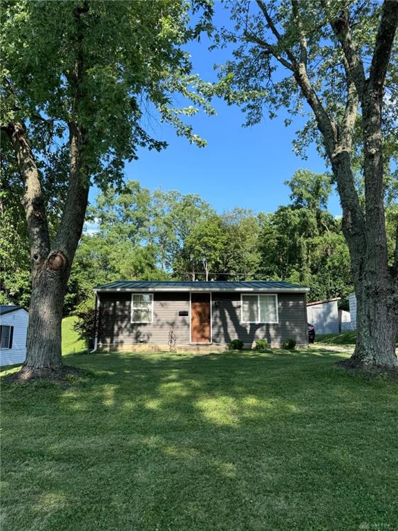 Shady Ln, New Paris, OH 45347