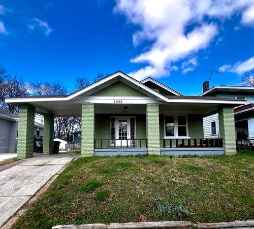 1052 Faxon Ave, Memphis, TN, 38105-2403 | Card Image