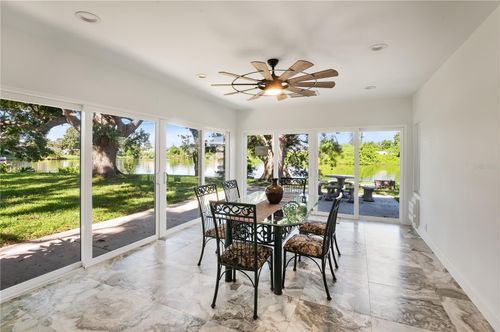 10517 Blossom Lake Dr, SEMINOLE, FL, 33772-7415 | Card Image