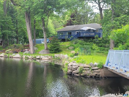 249 Circle Dr, Stratford, CT, 06614-8902 | Card Image