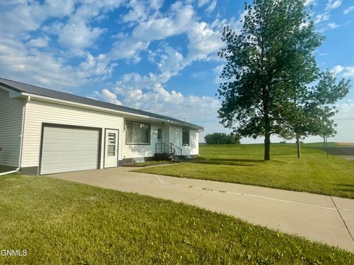 579 Sellon Street, Turtle Lake, ND, 58575 | Card Image