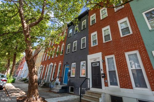 1011 N Mount St, BALTIMORE, MD, 21217-2215 | Card Image